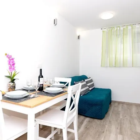 Apartment Jadran